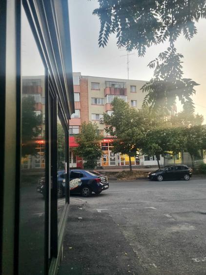 Spațiu comercial, de 18 mp, în Eremia