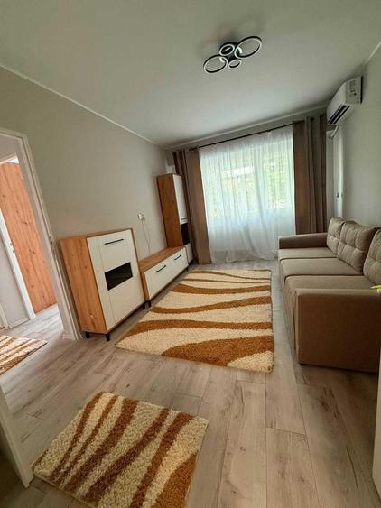 Apartament cu 2 camere semidecomandat în Central