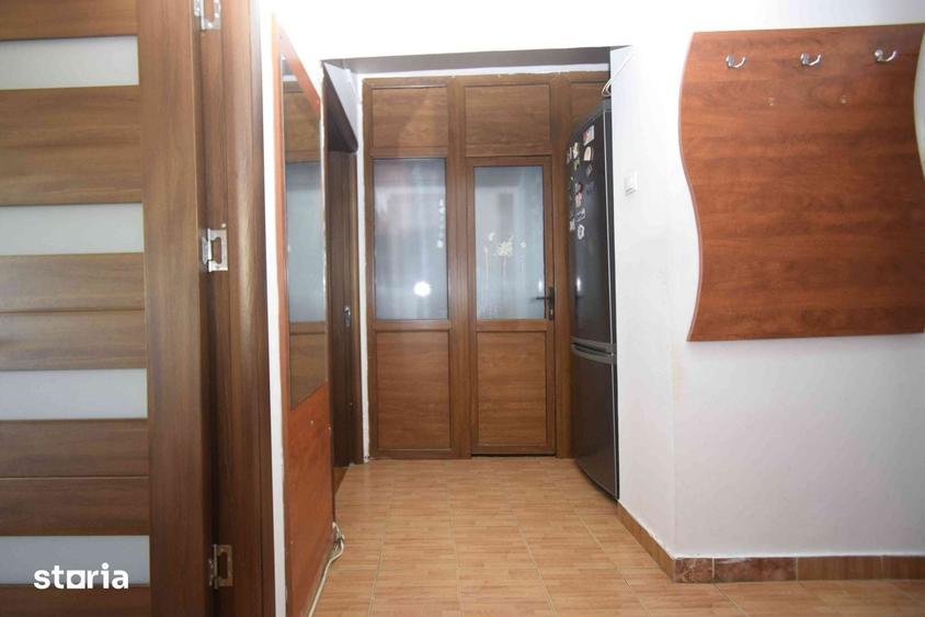 Apartament cu 2 camere, etaj 1, in Braza Craiova - 1