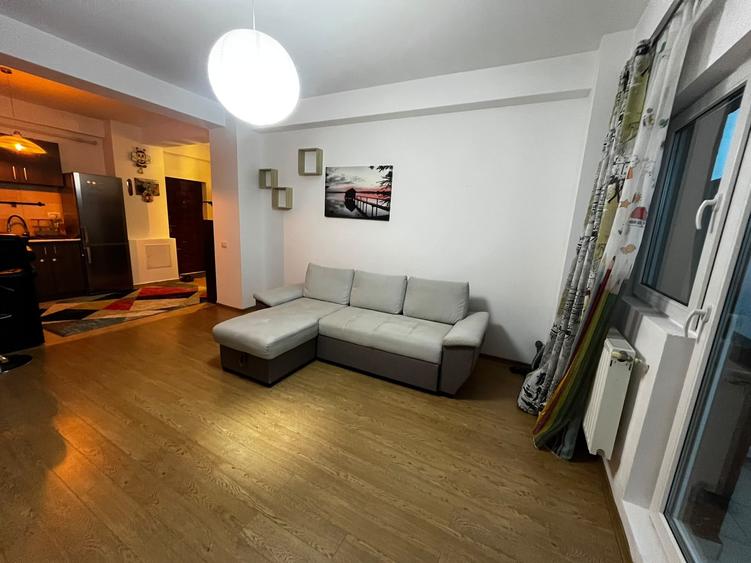 Apartament cu 2 camere semidecomandat în Militari