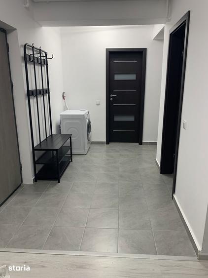 Apartament cu 2 camere decomandat, mobilat în Titan