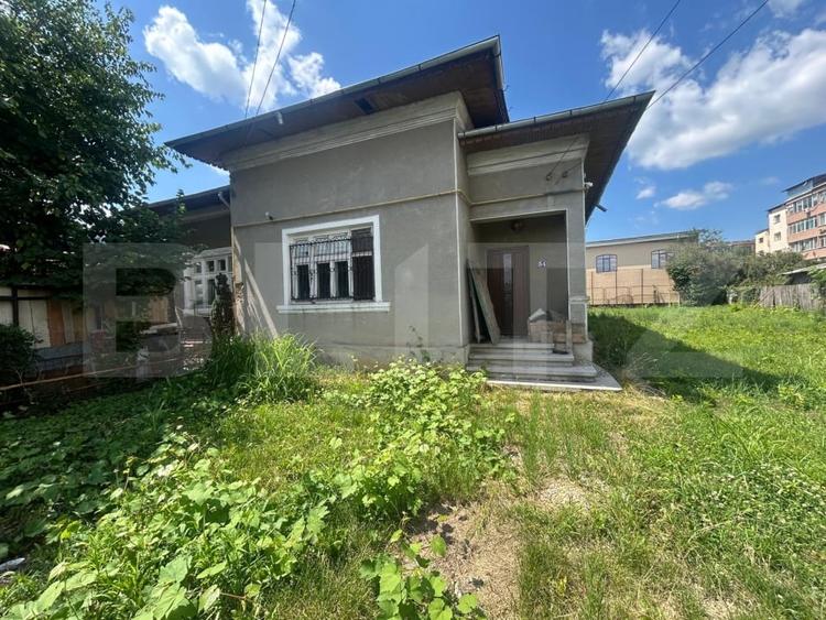 Casă individuală cu 3 camere cu Canalizare în Micro 5