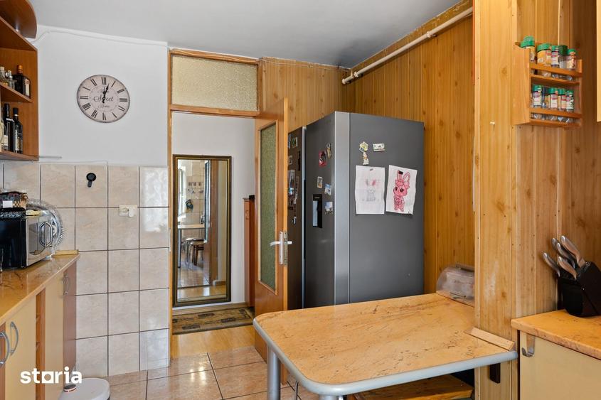 Apartament cu 3 camere în Alfa