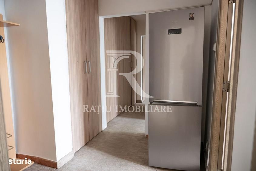 Apartament cu 3 camere în Decebal