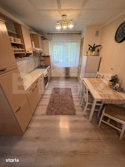 Apartament cu 3 camere în Decebal