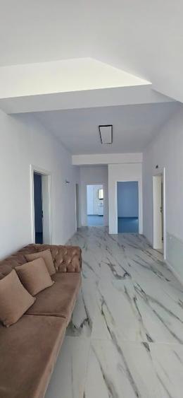 Spațiu comercial, de 260 mp, în Valea Adâncă