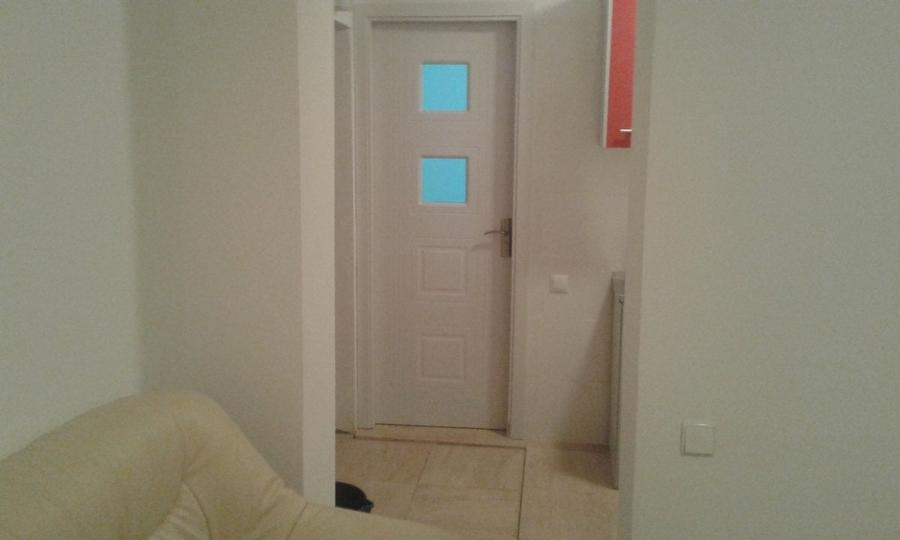 Garsonieră decomandată, mobilată în Sat Vacanță