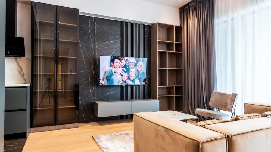 Apartament cu 4 camere decomandat, mobilat în Barbu Văcărescu