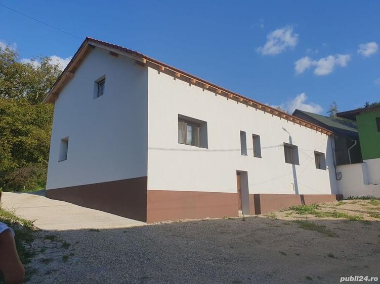 Casă cu 3 camere cu Teren 880 Mp în Văliug