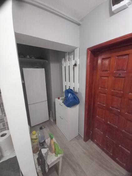 Garsonieră decomandată în Uiești