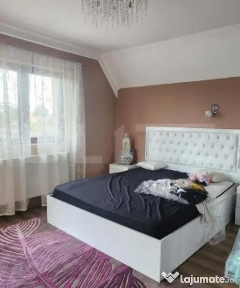 Casă cu 5 camere cu Teren 500 Mp în Criș