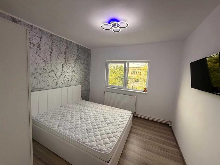 Apartament cu 2 camere decomandat în Siderurgiștilor