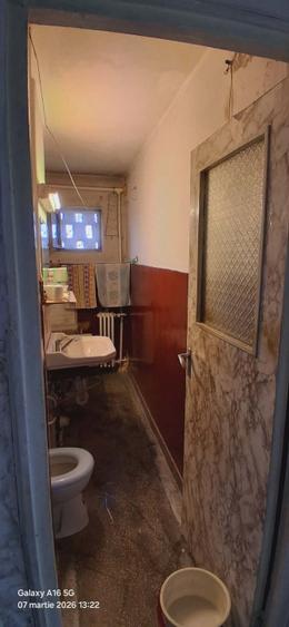 Apartament cu 2 camere semidecomandat în Valenta
