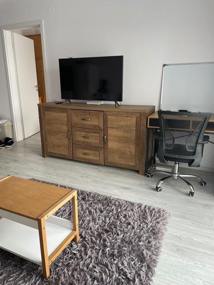 Apartament cu 2 camere semidecomandat în Bună Ziua