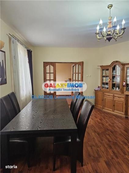 Casă cu 4 camere în Valea