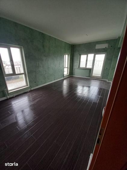 Apartament cu 4 camere în Central
