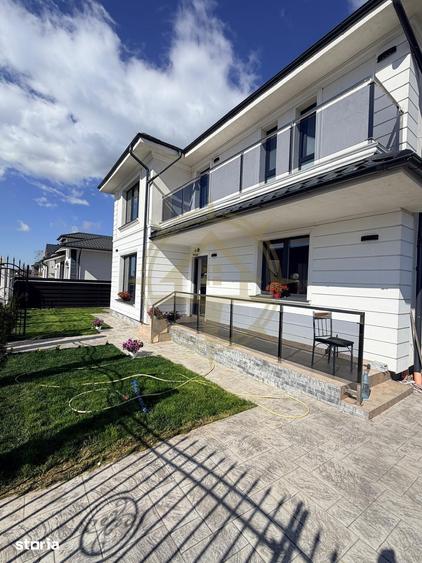Casă cu 5 camere cu Teren 320 Mp în Central