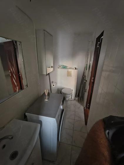 Garsonieră decomandată în Complex Studențesc