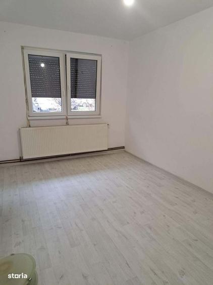 Apartament cu 2 camere semidecomandat în Dacia