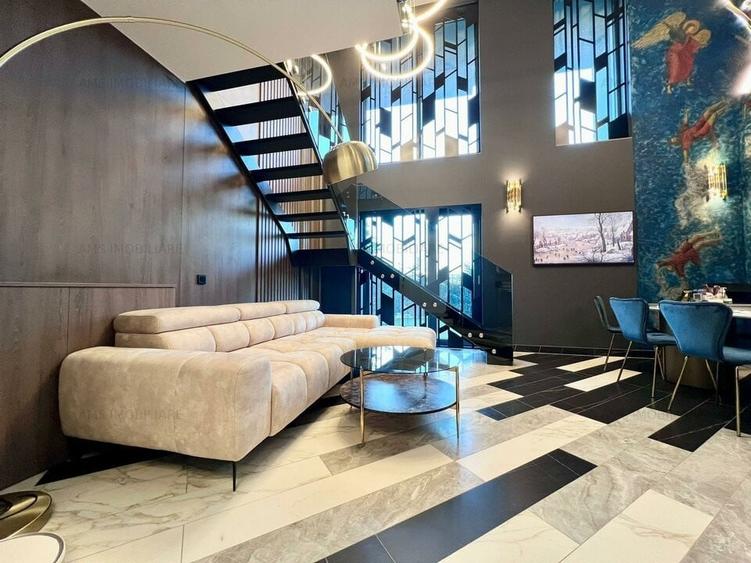 Penthouse cu 4 camere semidecomandat, mobilat în Aviației