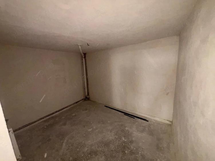 Spațiu comercial, de 160 mp, în Central