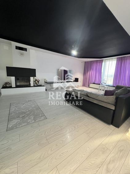 Duplex cu 6 camere cu Canalizare în Strei