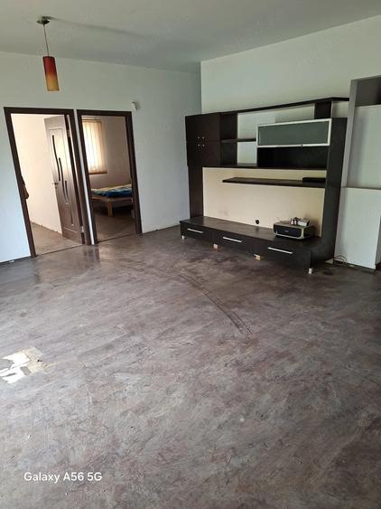 Casă cu 3 camere cu Teren 412 Mp în Buturugeni