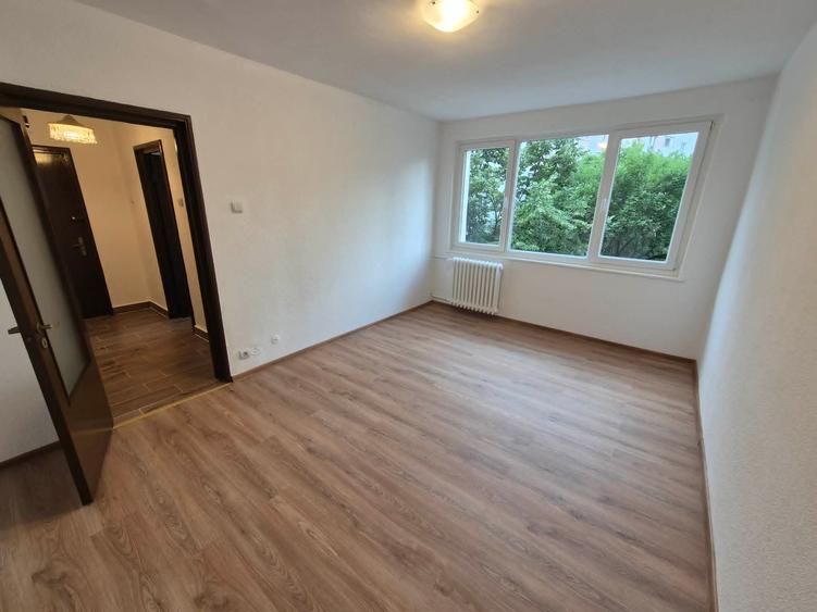 Colentina vanzare ap 3 camere Sectia 7 - Ion Berindei - 2