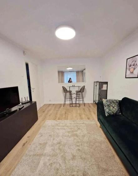 Apartament cu 2 camere decomandat în Aviatorilor