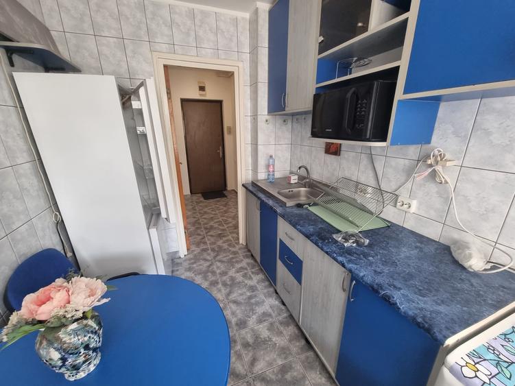 Apartament cu 2 camere decomandat în Gorjului