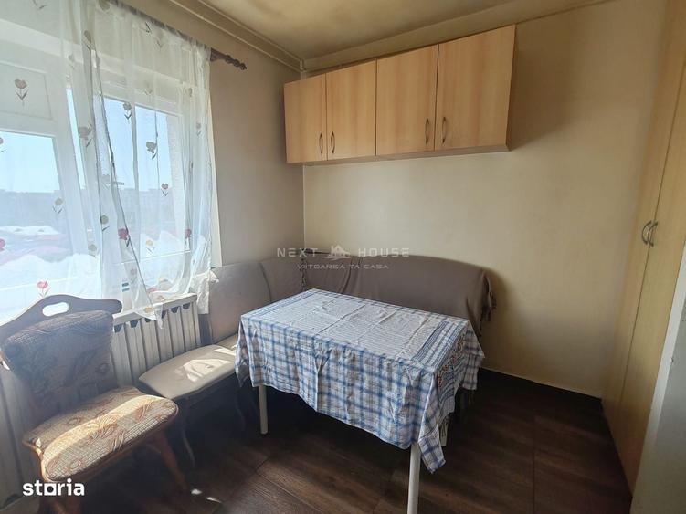 Apartament cu 3 camere decomandat în Sebastian