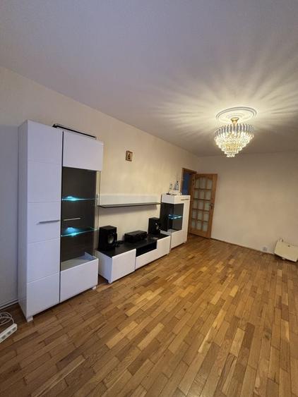 Apartament cu 2 camere decomandat în Exterior Vest