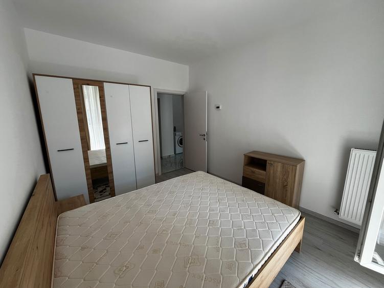 Apartament cu 2 camere decomandat în Militari