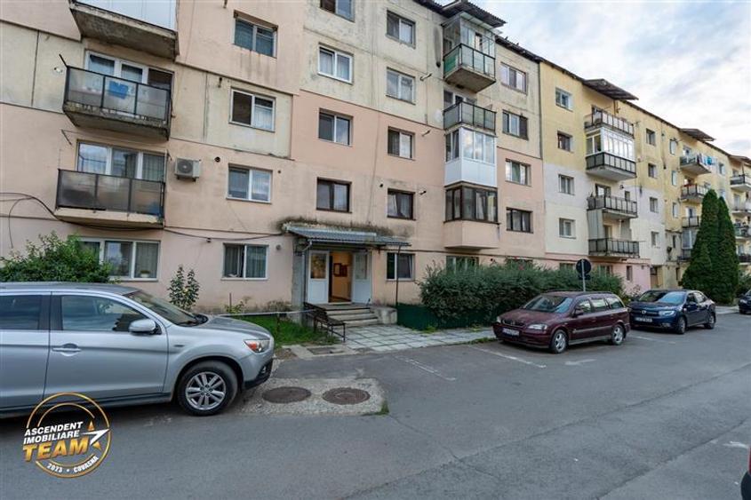 Apartament cu 2 camere semidecomandat în Central