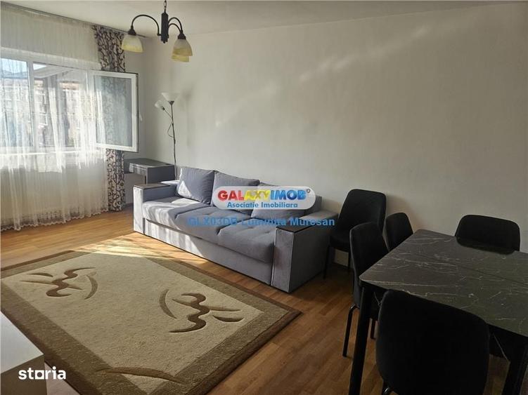Apartament cu 2 camere decomandat în Micro 12