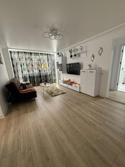 Apartament cu 2 camere semidecomandat, mobilat în Țiglina 1