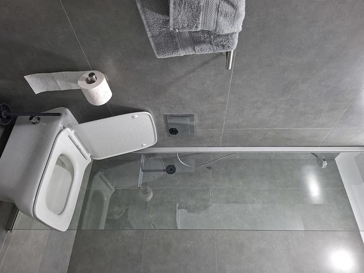 Apartament cu 3 camere decomandat în Obcini