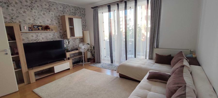 Apartament cu 2 camere decomandat în Exterior Vest