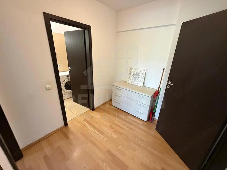 Apartament cu 3 camere decomandat în Astra
