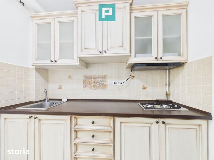 Apartament cu 3 camere decomandat în Ultracentral