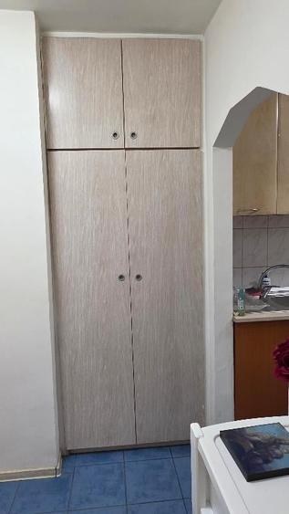 Apartament cu 2 camere semidecomandat în Colentina