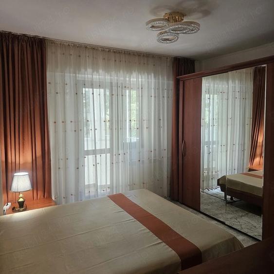 Apartament cu 2 camere decomandat, mobilat în Decebal
