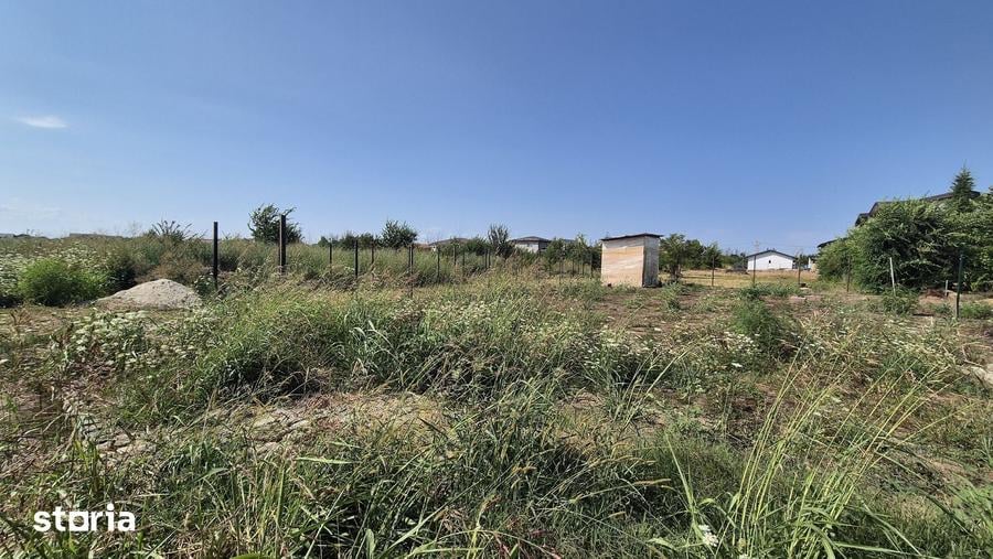 Teren de 800 mp, în Central