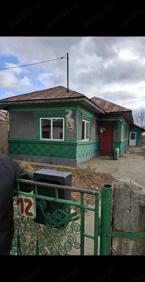 Casă cu Teren 300 Mp în Central