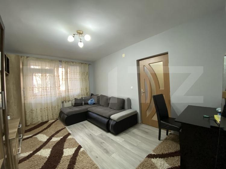 Apartament 2 dormitoare, etaj 1,  Decebal, loc de parcare - 1