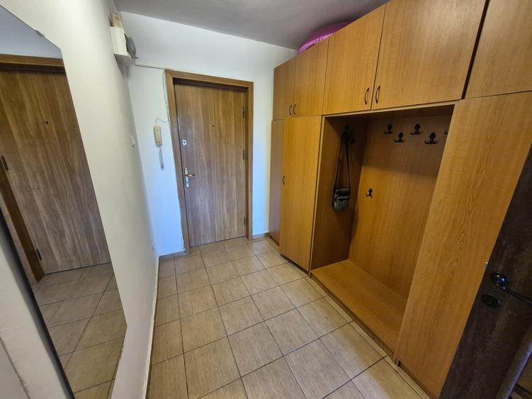 Apartament cu 2 camere decomandat în Turda
