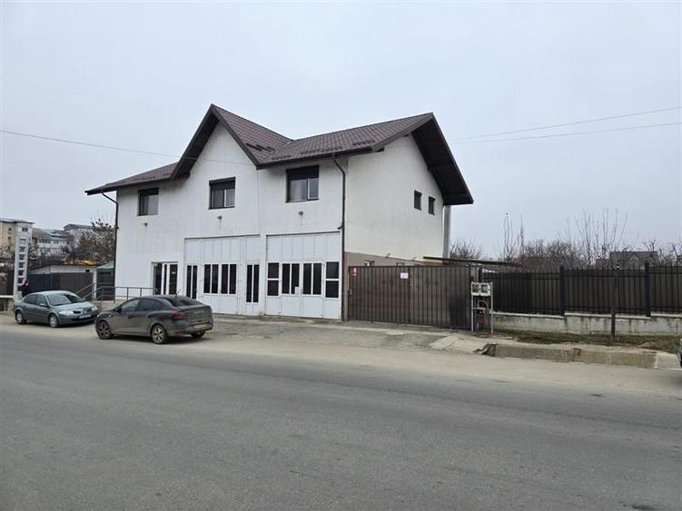 Vila  de vanzare  Lunca Cetatuii, - 2