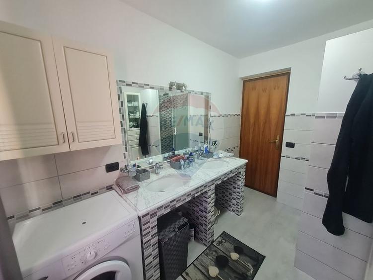 Casa cu 5 camere de vanzare (P+M) in comuna Bolotesti - 8