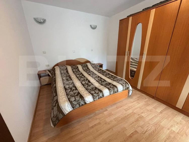 Apartament cu 2 camere semidecomandat în Filiași