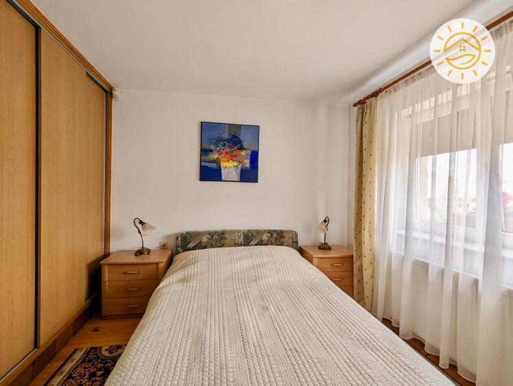 Casă cu 6 camere cu Teren 180 Mp în Centrul Istoric